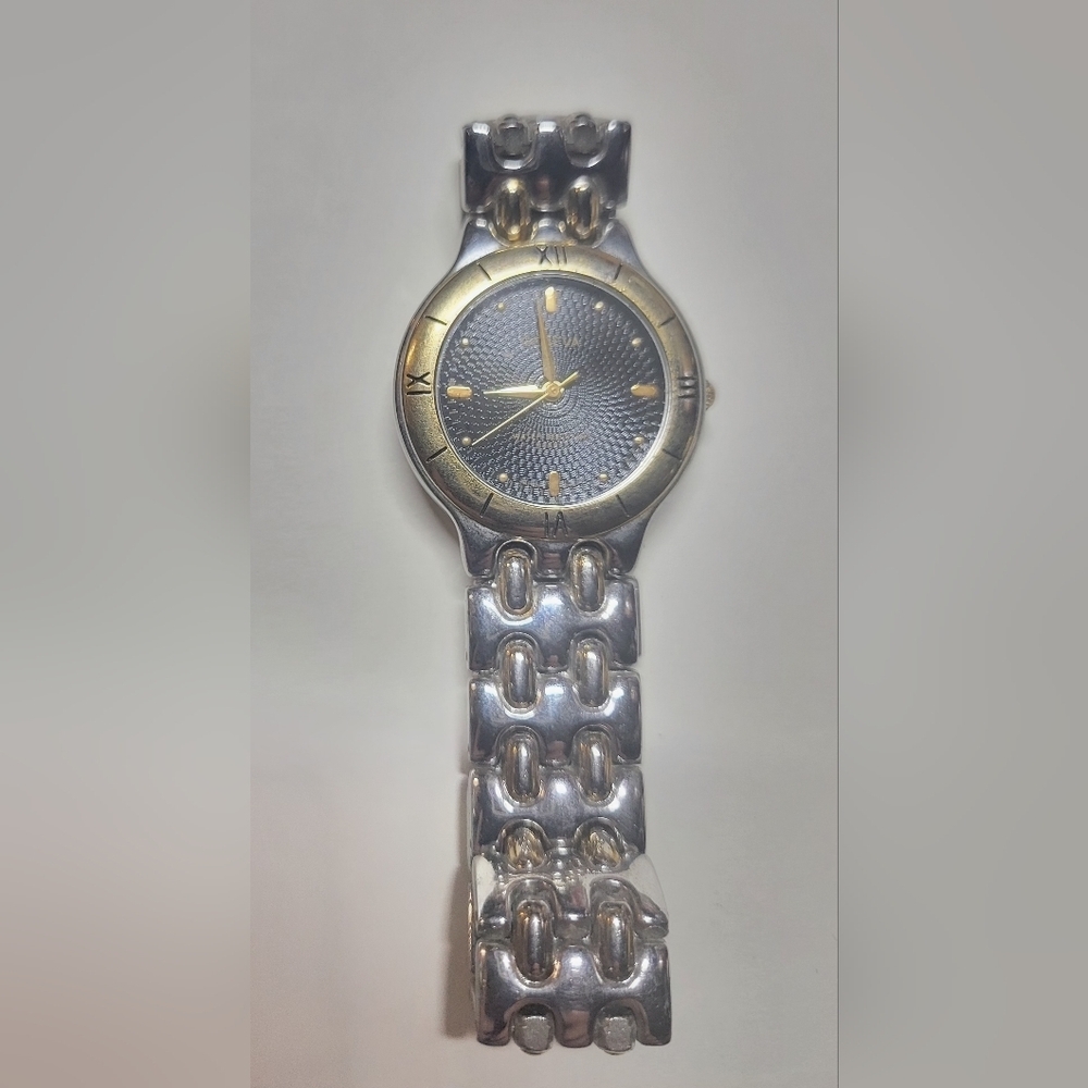 Geneva Men's Two Tone Gold and Silver Quartz Watch